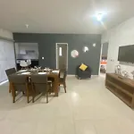Confortable Departamento Vacacional In Playa