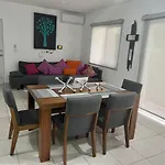 Confortable Departamento Vacacional In Playa
